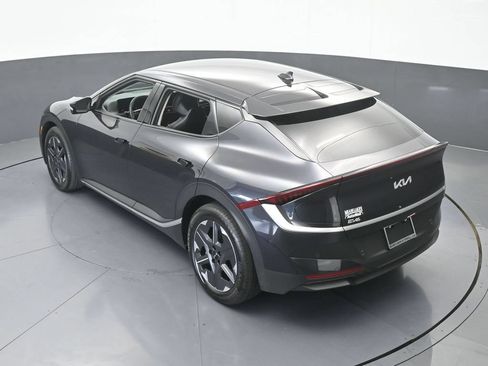 Used 2025 Kia EV6 Light RWD image 47