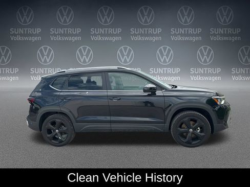 Used 2025 Volkswagen Taos SEL w/ Black Wheel Plus Package AWD/4WD image 4