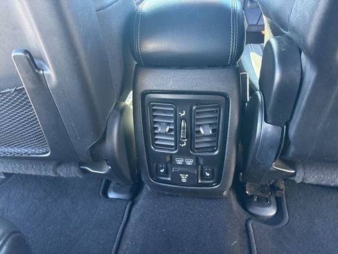 Used 2021 Dodge Durango GT image 38