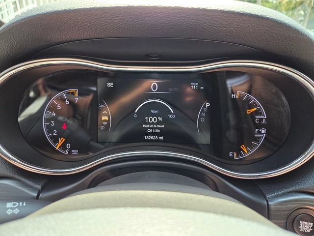 Used 2019 Jeep Grand Cherokee Limited AWD/4WD image 32
