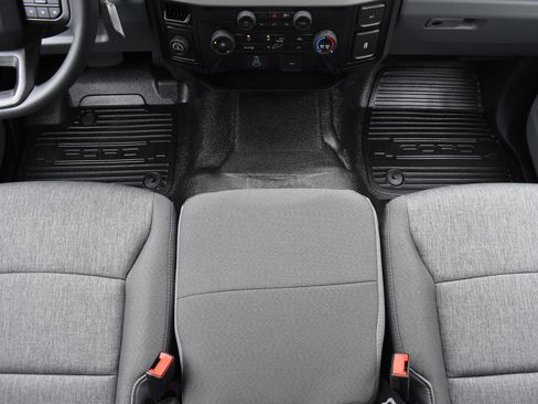 New 2025 Ford F250 XL image 29