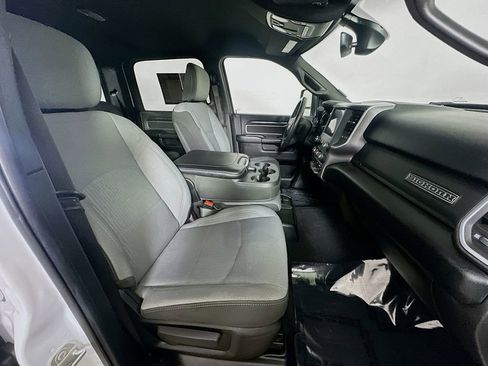 Used 2024 RAM 3500 Big Horn AWD/4WD image 12