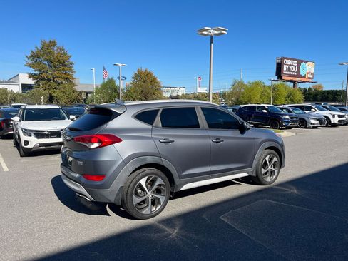 Used 2018 Hyundai Tucson Sport image 9