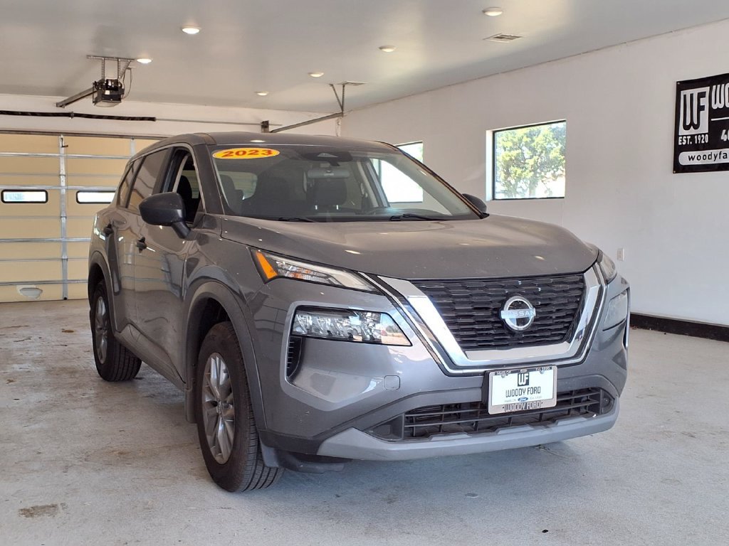 Used 2023 Nissan Rogue S FWD image 22