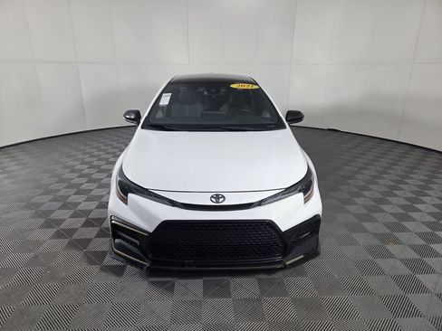 Used 2021 Toyota Corolla SE FWD image 4