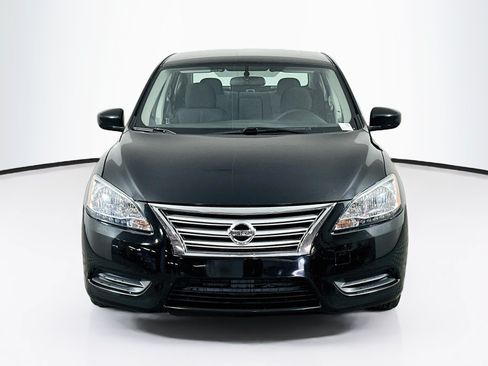 Used 2014 Nissan Sentra SV FWD image 2