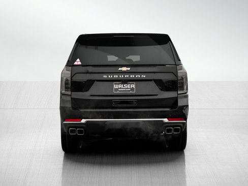 New 2026 Chevrolet Suburban High Country image 5