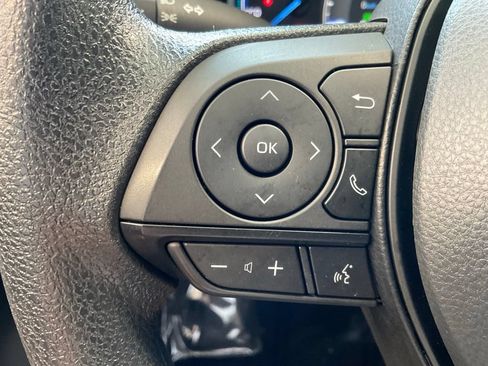 Certified 2025 Toyota RAV4 LE AWD/4WD image 11