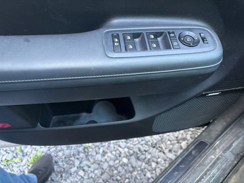 Used 2025 Hyundai Santa Fe Calligraphy AWD/4WD image 11