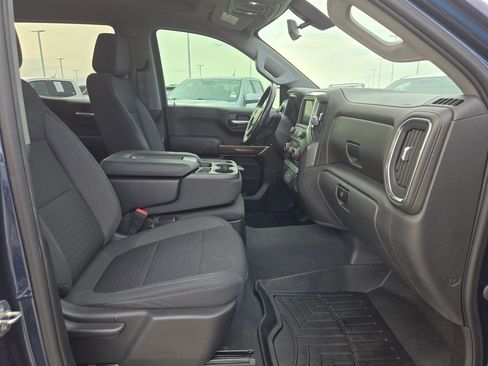 Used 2021 Chevrolet Silverado 1500 LT RWD image 24