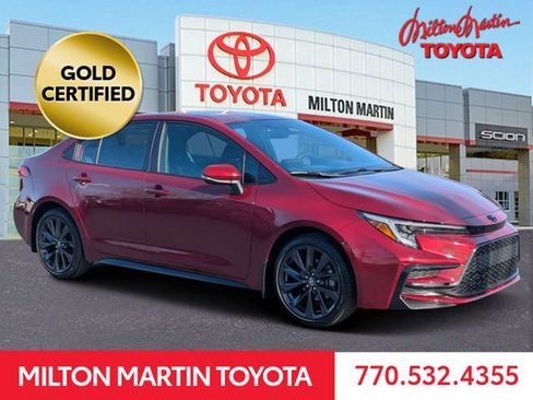 Certified 2025 Toyota Corolla SE image 1