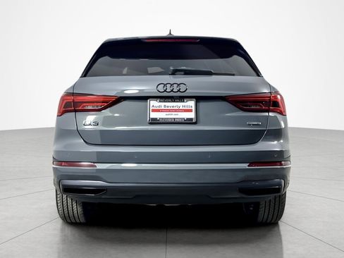 Used 2023 Audi Q3 2.0T Premium w/ Convenience Package image 4
