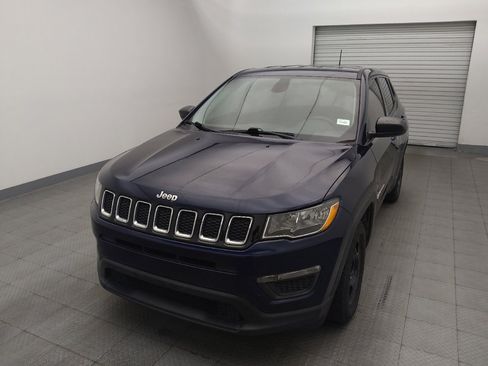 Used 2018 Jeep Compass Sport w/ Tech Group FWD image 15