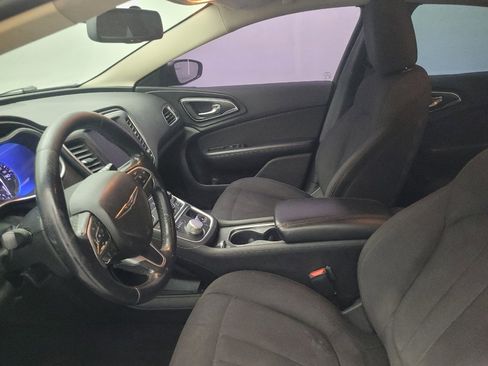 Used 2015 Chrysler 200 Limited w/ Convenience Group FWD image 17