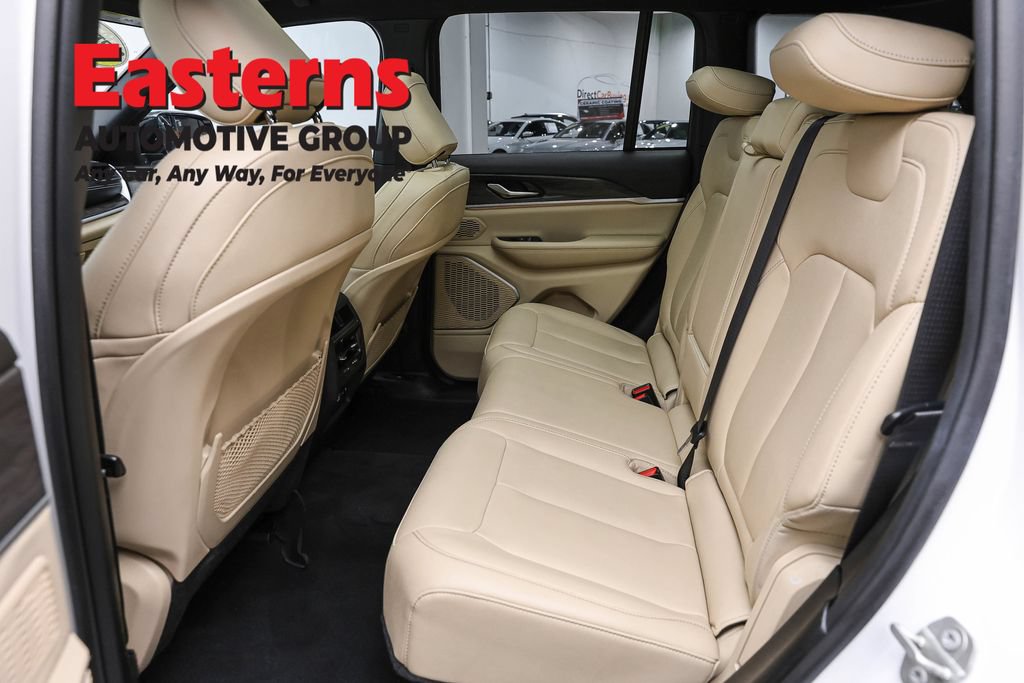 Used 2024 Jeep Grand Cherokee Limited 4xe AWD/4WD image 25