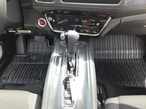Certified 2022 Honda HR-V EX image 26