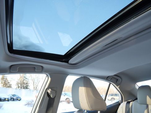 Certified 2024 Toyota Camry SE image 33