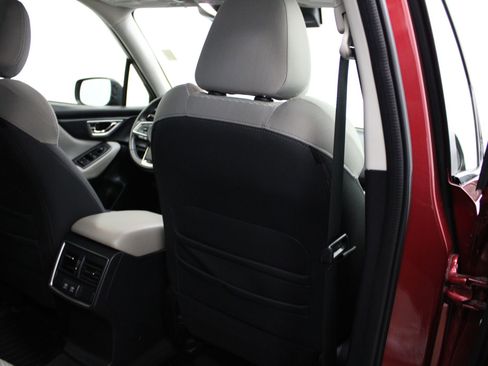 Used 2022 Subaru Forester Premium AWD/4WD image 22