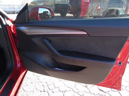 Used 2021 Tesla Model 3 Long Range image 17