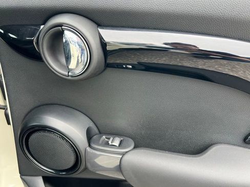 Used 2020 MINI Cooper S image 38