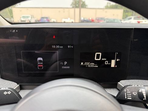 Certified 2025 Nissan Kicks SV FWD image 9
