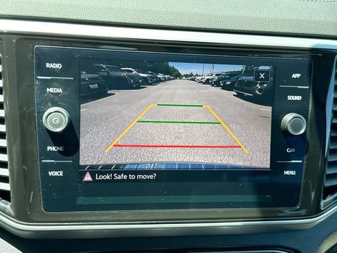 Used 2023 Volkswagen Atlas SE w/ Panoramic Sunroof Package AWD/4WD image 24