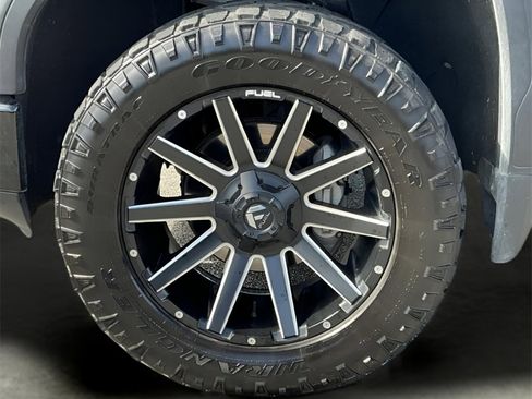 Used 2019 GMC Sierra 1500 Denali w/ Denali Ultimate Package image 22