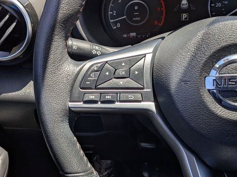 Used 2021 Nissan Kicks SR w/ Interior Electronics Package FWD image 30