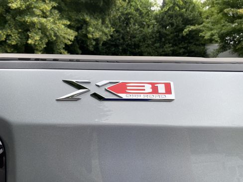 Used 2024 GMC Sierra 1500 Elevation w/ Preferred Package AWD/4WD image 44