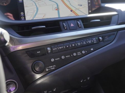 Used 2019 Lexus ES 350 Premium image 14