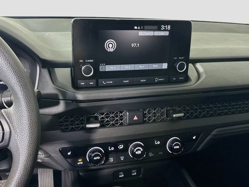 Used 2023 Honda Accord EX image 18