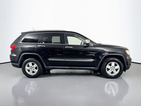 Used 2012 Jeep Grand Cherokee Laredo w/ Laredo E Group AWD/4WD image 4