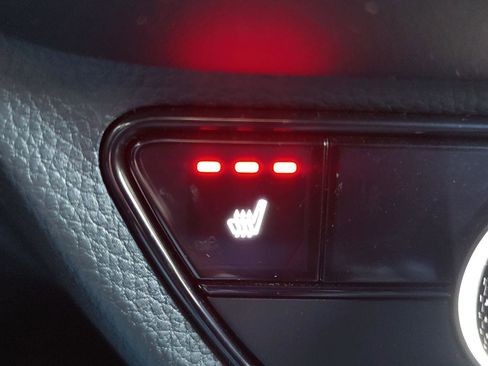 Used 2025 Honda HR-V Sport image 9