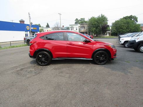 Used 2022 Honda HR-V Sport image 8