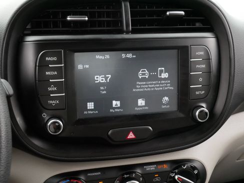 Used 2020 Kia Soul S FWD image 22