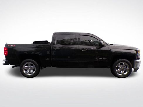 Used 2018 Chevrolet Silverado 1500 LT w/ LT Eassist Package AWD/4WD image 6