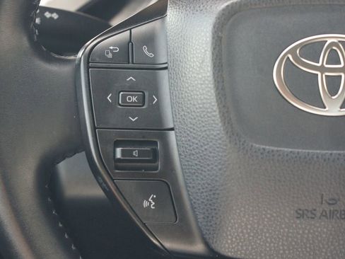 Used 2023 Toyota Prius LE image 8