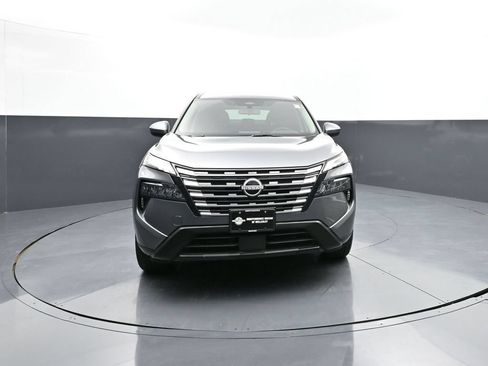 Certified 2026 Nissan Rogue SV AWD/4WD image 6