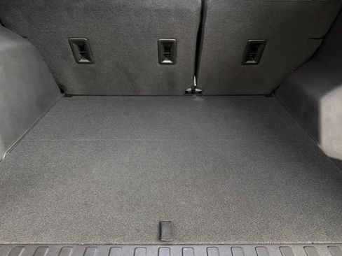 Used 2023 Chevrolet Equinox LS FWD image 15