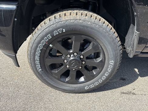 New 2026 RAM 2500 Laramie AWD/4WD image 9