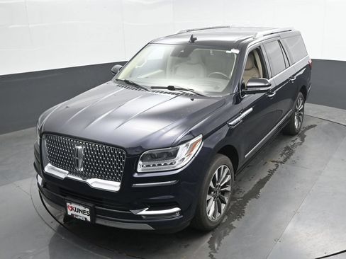 Used 2021 Lincoln Navigator L Reserve w/ Luxury Package AWD/4WD image 27