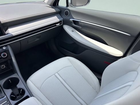 New 2026 Hyundai Sonata SE FWD image 18
