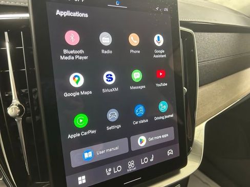 Used 2025 Volvo XC90 B5 Plus AWD/4WD image 20