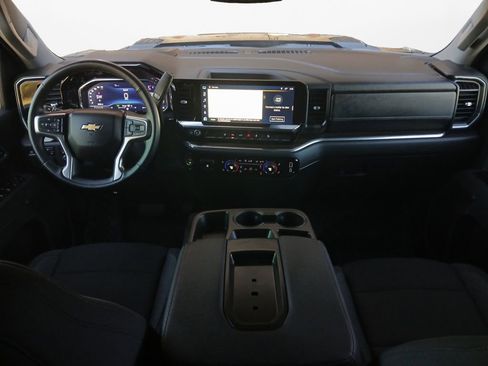 Used 2025 Chevrolet Silverado 2500 LT w/ All Star Edition image 3