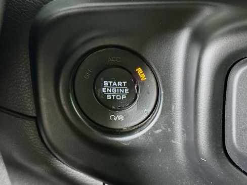 Used 2020 Jeep Wrangler Sport image 20