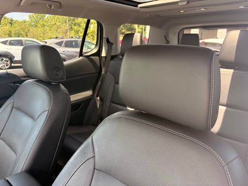 Used 2019 GMC Acadia SLT FWD image 22