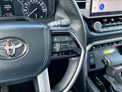 Used 2022 Toyota Tundra Limited image 21