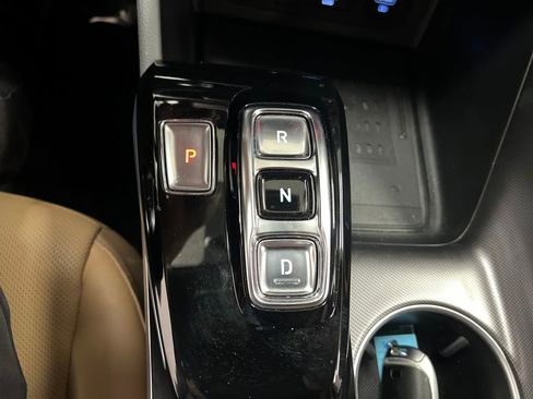 Used 2020 Hyundai Sonata Limited w/ Preferred Accessory Package FWD image 26