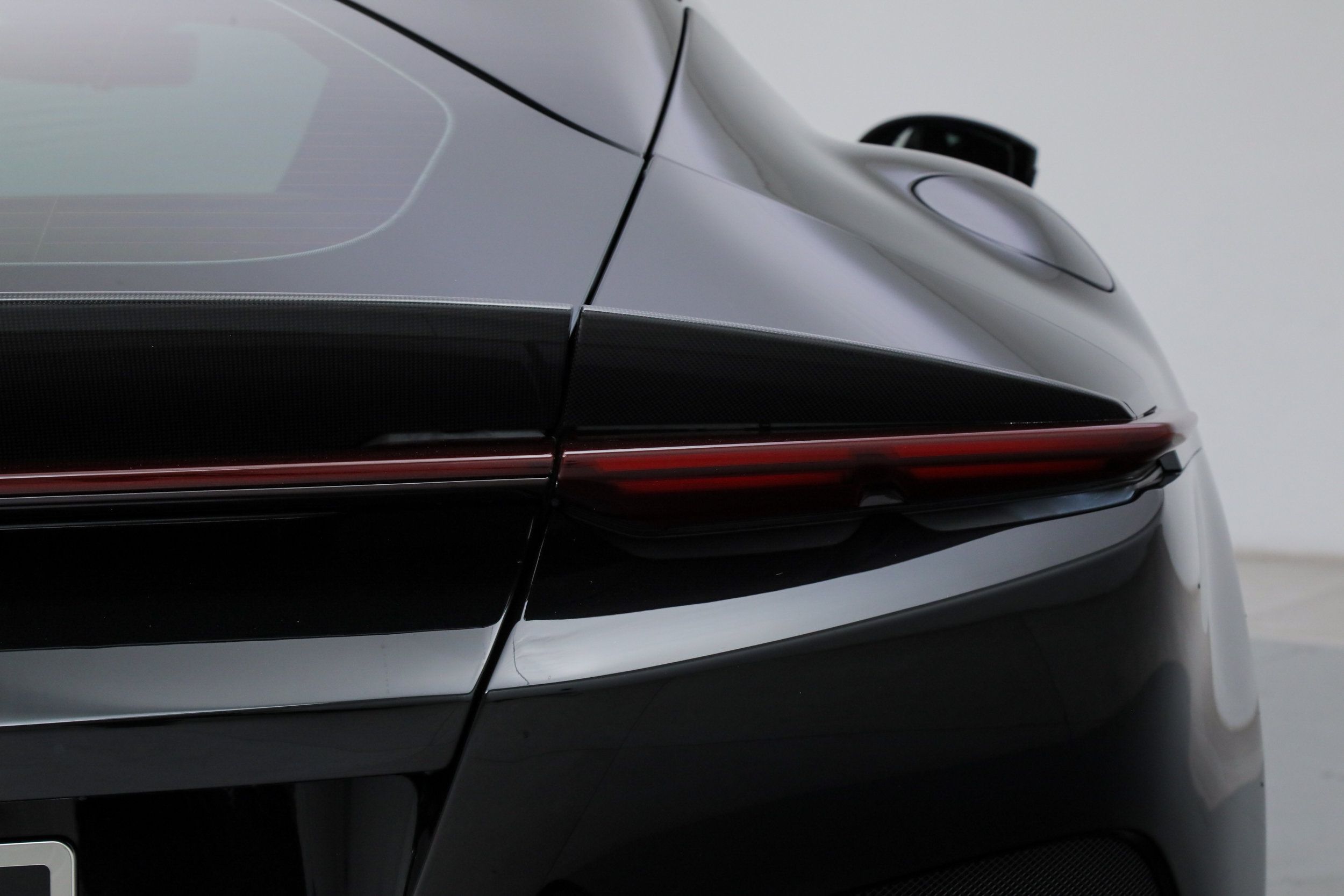 Certified 2025 Ferrari 12Cilindri RWD image 23