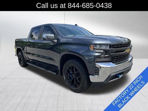 Used 2022 Chevrolet Silverado 1500 LT AWD/4WD image 3